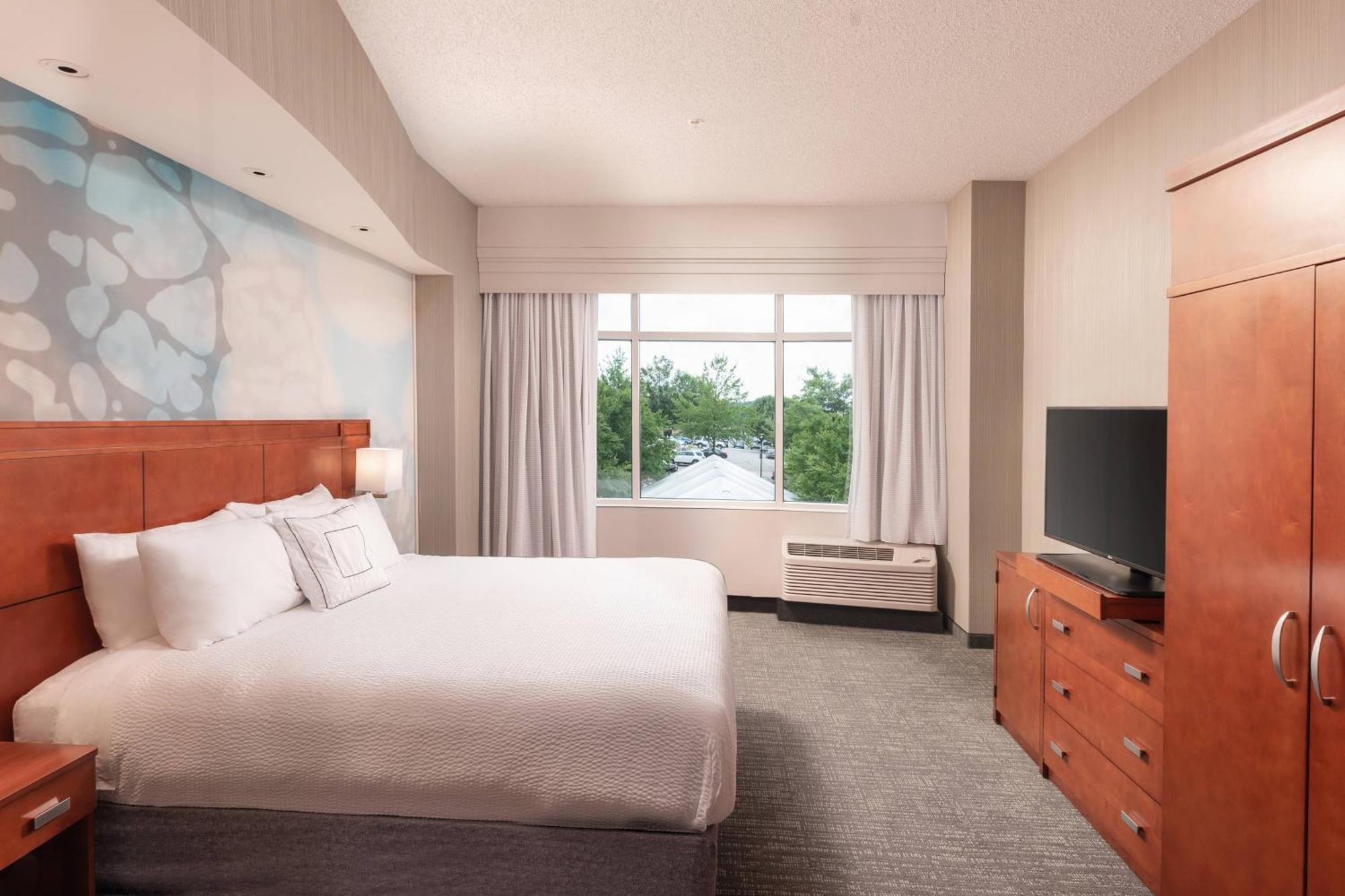 Courtyard By Marriott Greenville Downtown Eksteriør bilde