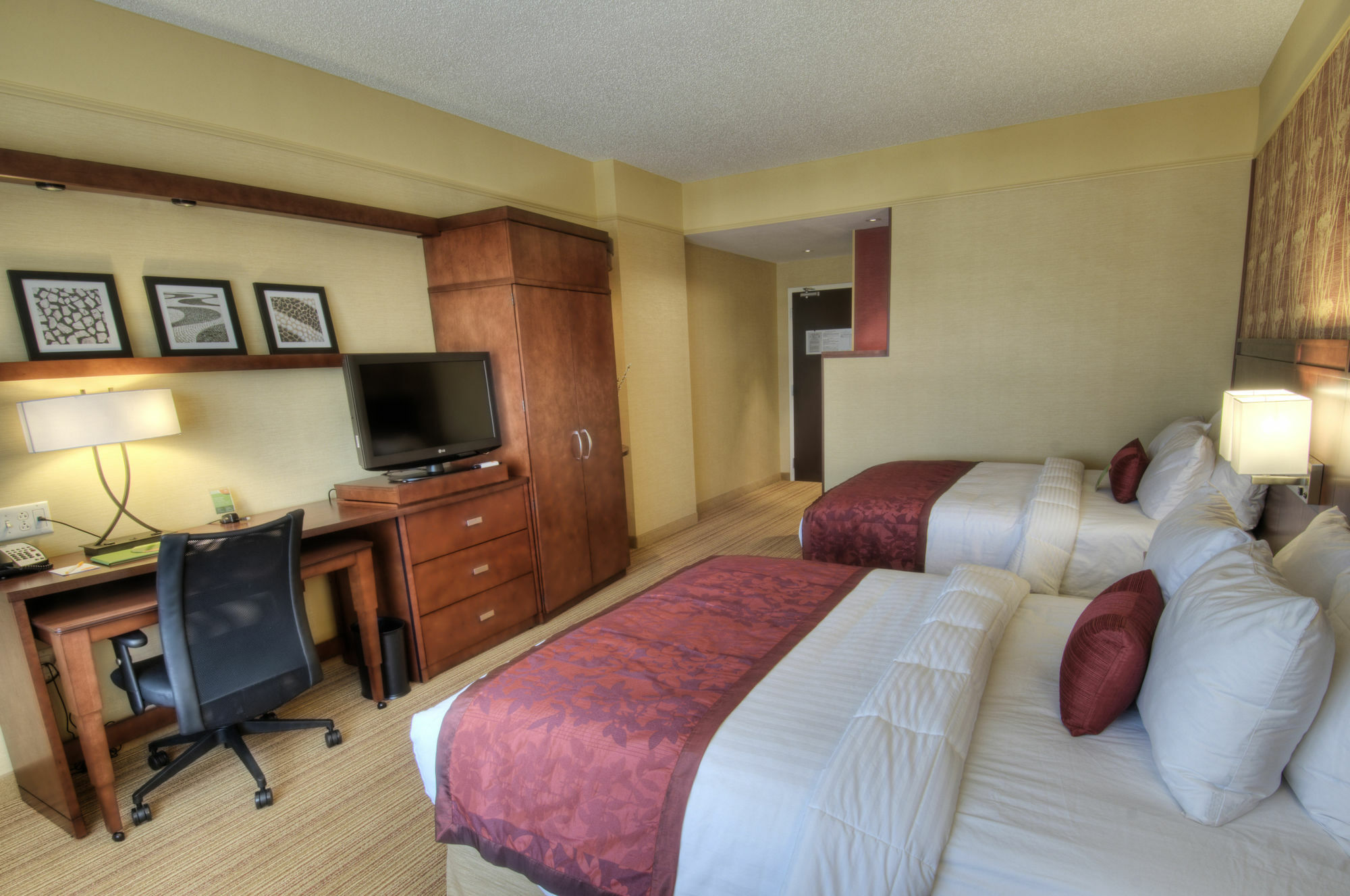 Courtyard By Marriott Greenville Downtown Eksteriør bilde