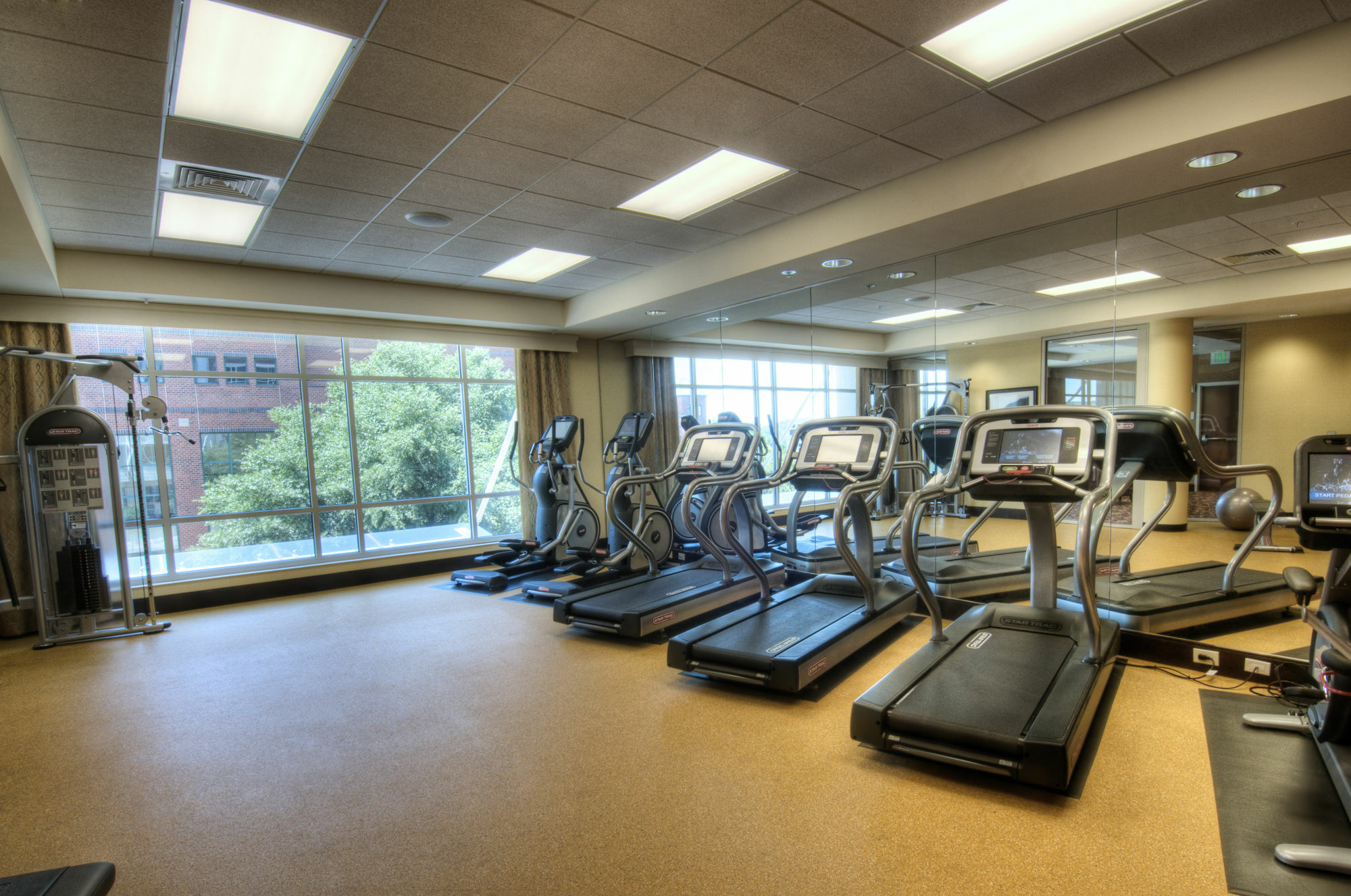 Courtyard By Marriott Greenville Downtown Eksteriør bilde
